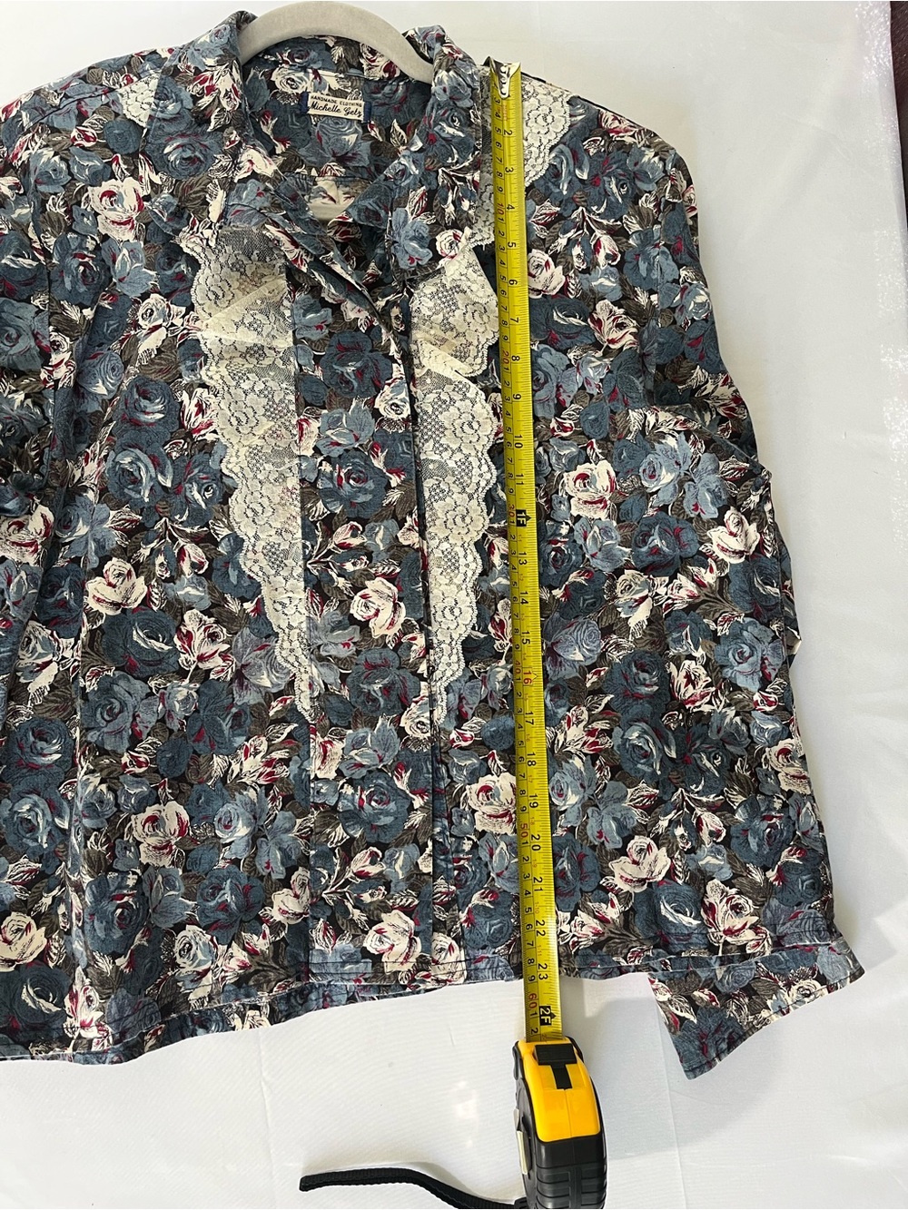 Vintage Handmade Floral Lace Button Up Blouse - Picture 5 of 6